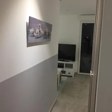 Maison Confort 4etoiles , Clim, , Piscine ボニファシオ