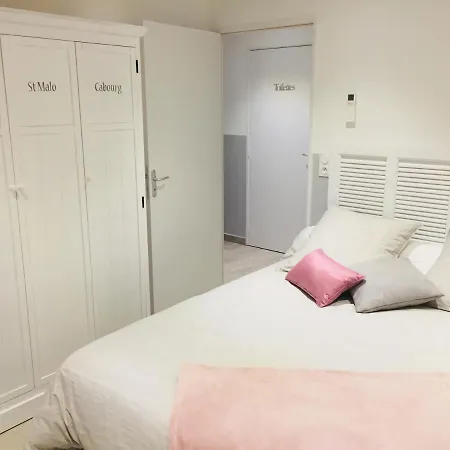 Maison Confort 4etoiles , Clim, , Piscine 別荘