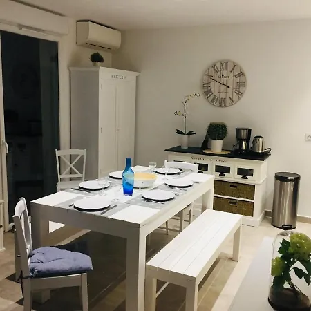 Maison Confort 4etoiles , Clim, , Piscine 別荘 ボニファシオ
