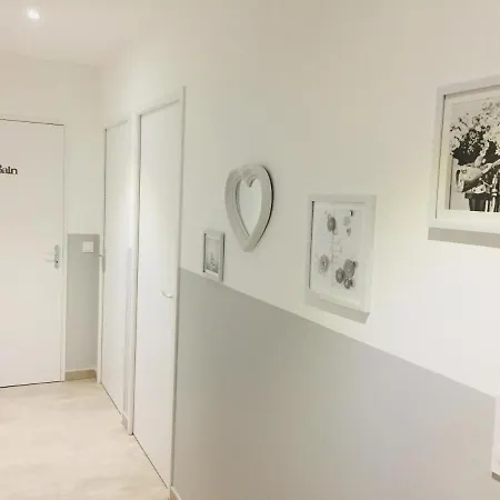 Maison Confort 4etoiles , Clim, , Piscine 別荘 *