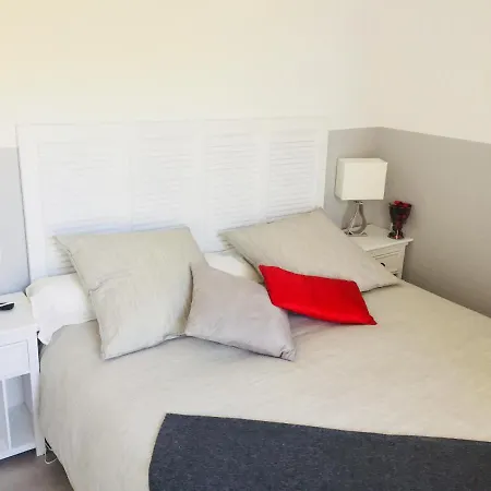 Semesterbostad Maison Confort 4etoiles , Clim, , Piscine Bonifacio (Corsica)