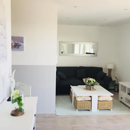 Maison Confort 4etoiles , Clim, , Piscine Semesterbostad